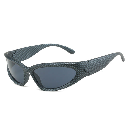 "Lunettes de soleil rectangulaires compactes au design sportif et moderne, offrant un look stylé et une protection optimale contre les rayons UV."